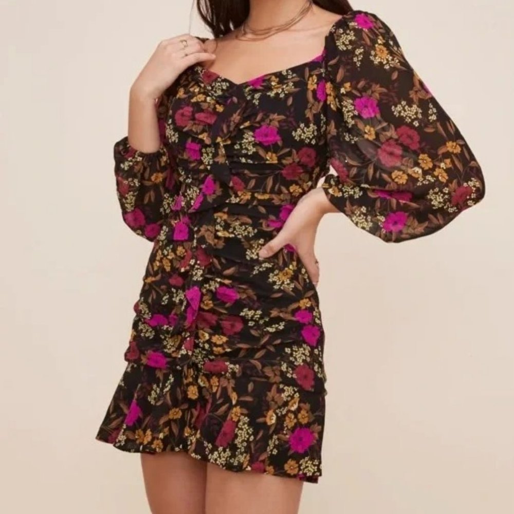ASTR The Label Sweetheart Ruffle Front Dress